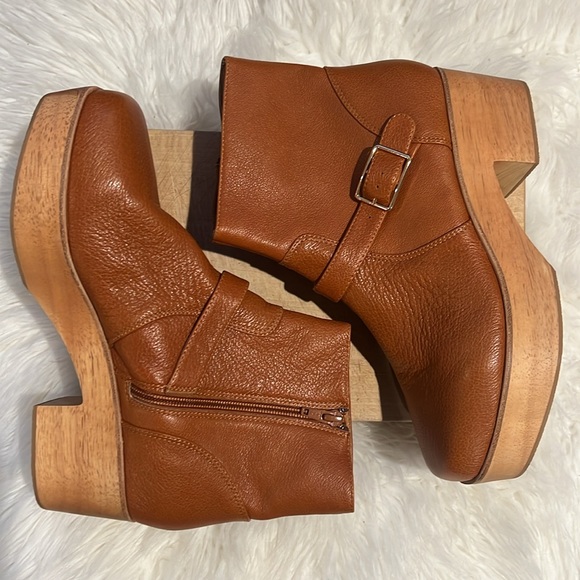 Charlotte Stone Clog Boot - Picture 2 of 9